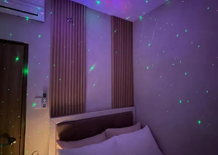 Re Lux Staycation, Near Naia *