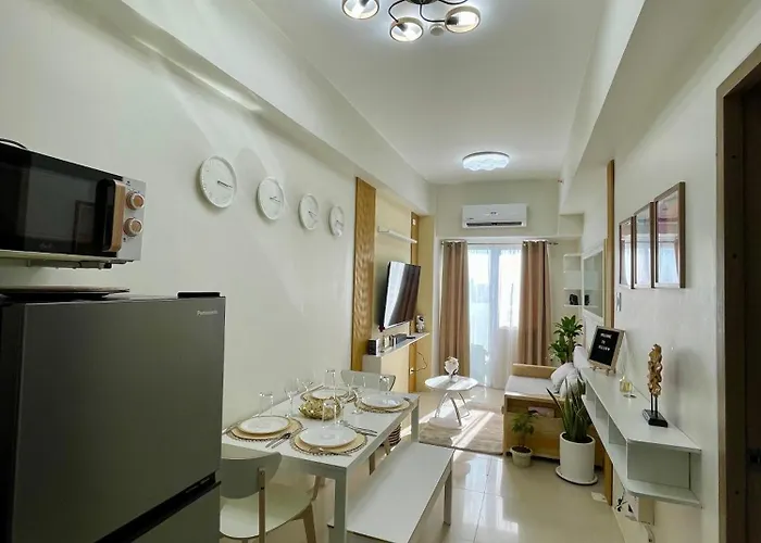 Re Lux Staycation, Near Naia Apartment *
