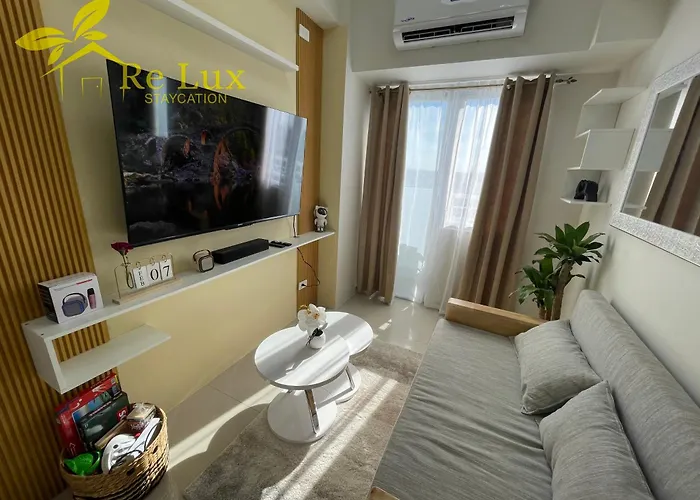 Re Lux Staycation, Near Naia