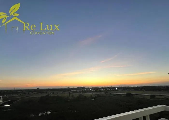 Apartment Re Lux Staycation, Near Naia *