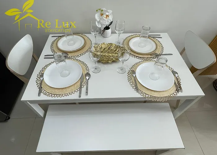 Apartment Re Lux Staycation, Near Naia